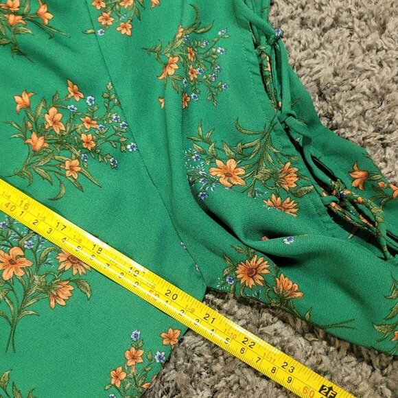 Sweet Rain Blouse Women' Floral SZ XL Tie Sleeves Knot Front Dressy Floral Cute! - Picture 7 of 9